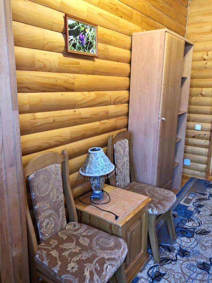 Hotel Karpatska Mria Jaremče Esterno foto