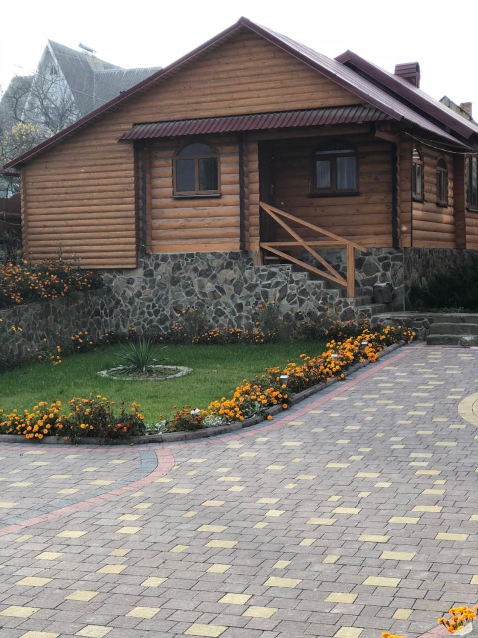 Hotel Karpatska Mria Jaremče Esterno foto