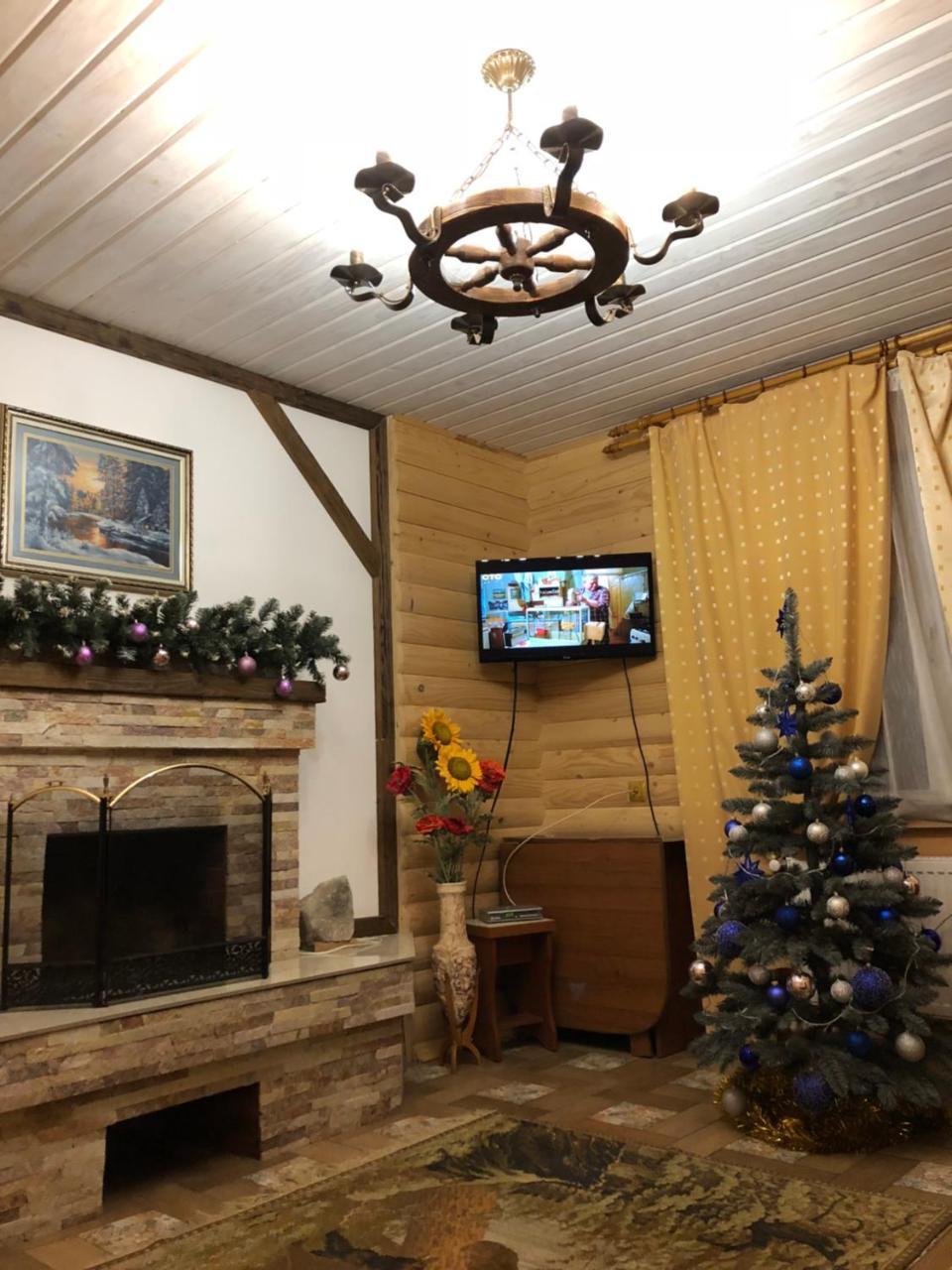 Hotel Karpatska Mria Jaremče Esterno foto